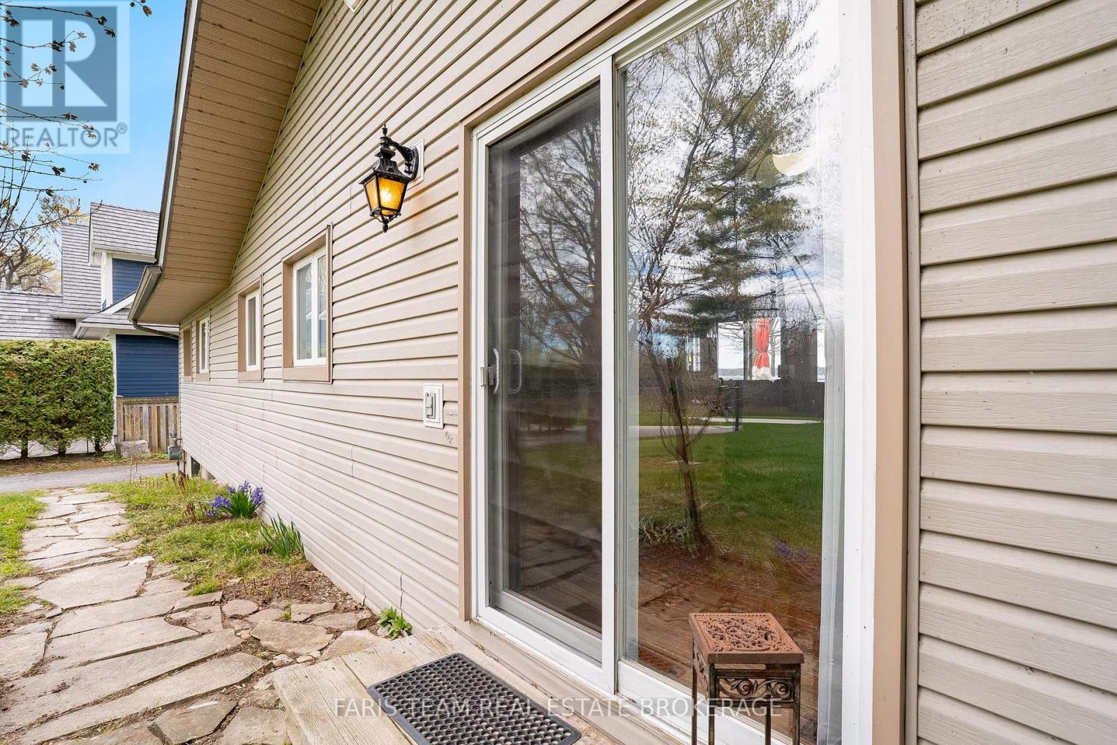 5240 Prospect Avenue, Ramara, Ontario  L3V 0Z1 - Photo 4 - S13120630