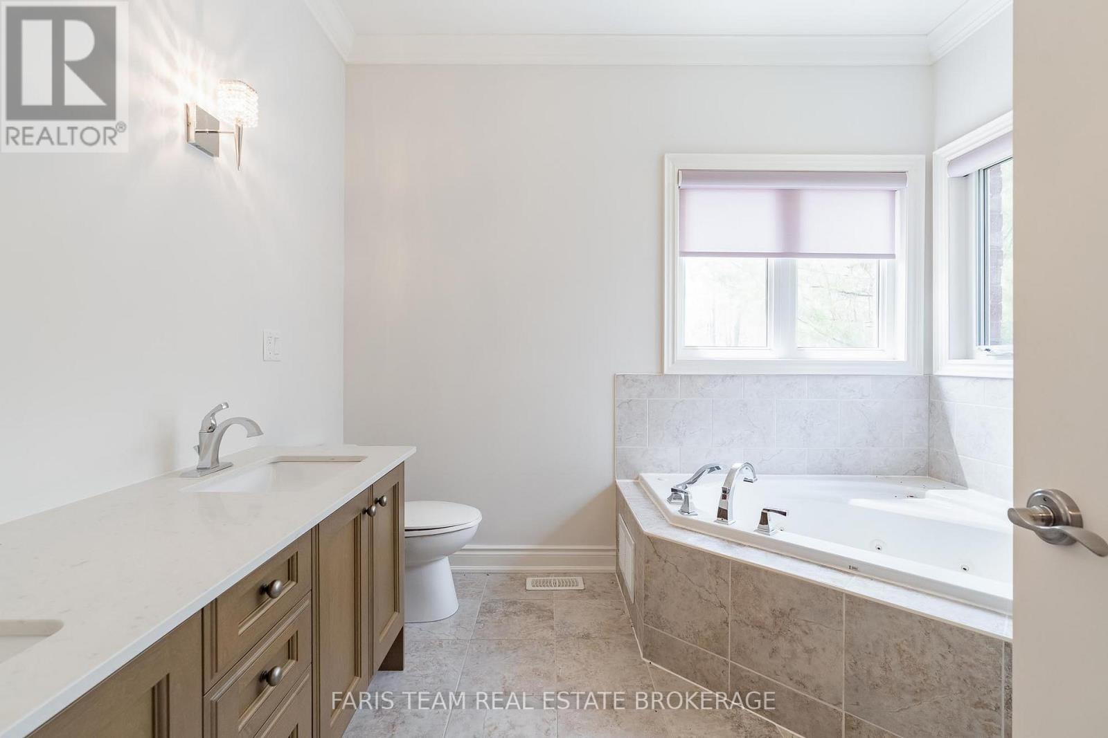 4 Diamond Valley Drive, Oro-Medonte, Ontario  L0L 2E0 - Photo 27 - S13120712