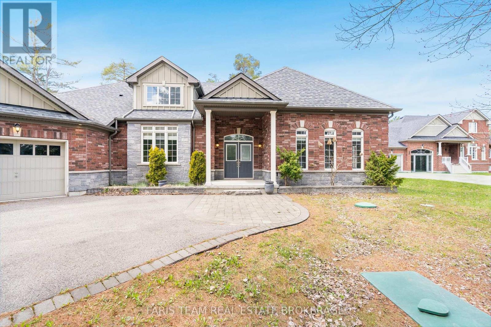 4 Diamond Valley Drive, Oro-Medonte, Ontario  L0L 2E0 - Photo 4 - S13120712