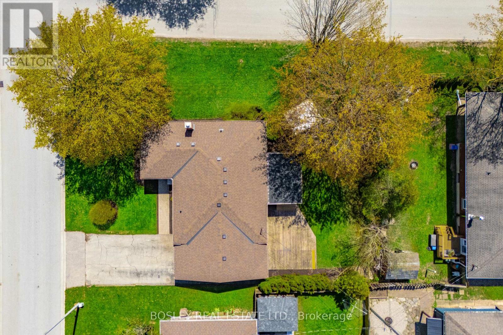 204 Irvine Street, Centre Wellington, Ontario  N0B 1S0 - Photo 5 - X12912972
