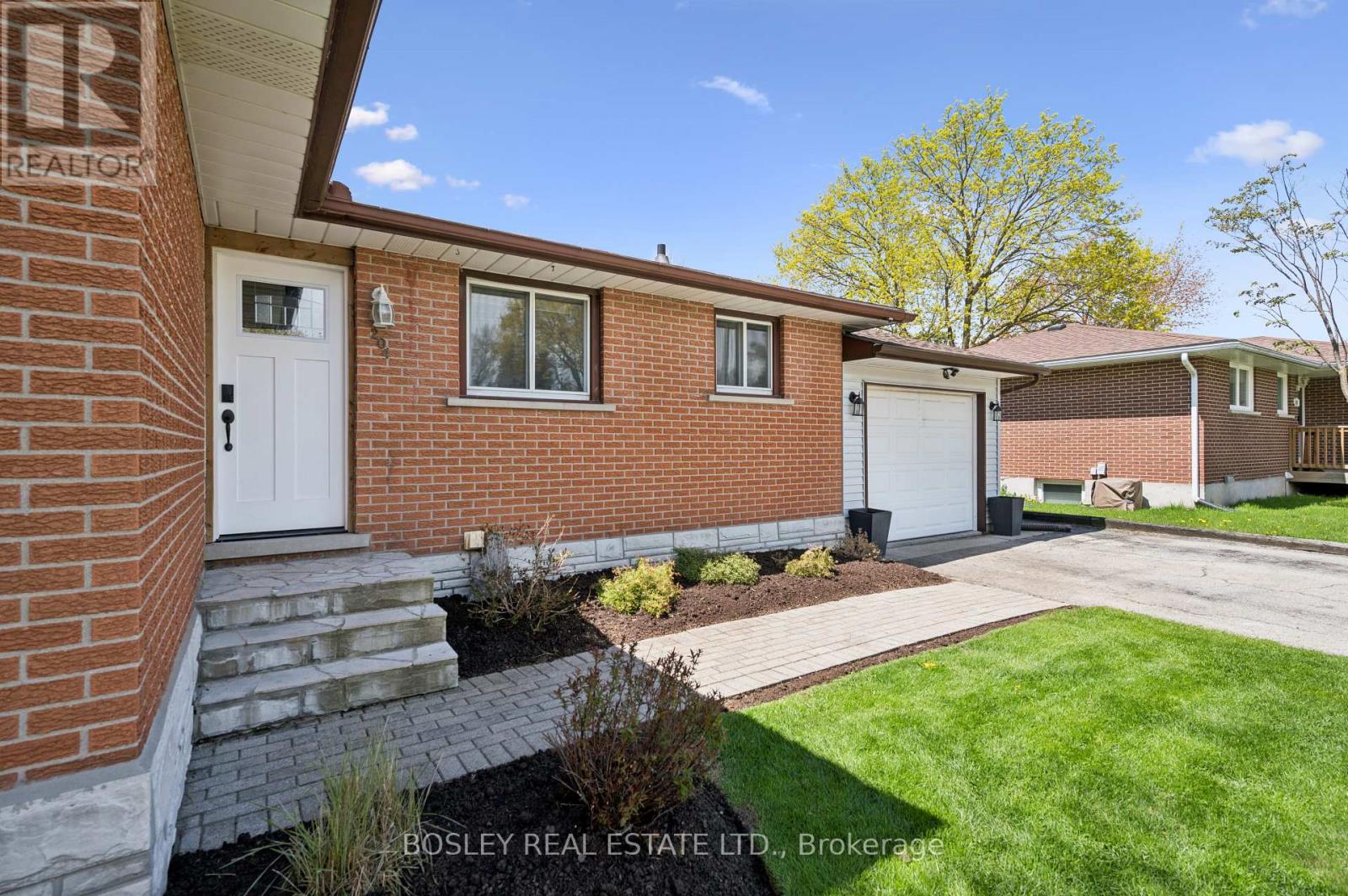 204 Irvine Street, Centre Wellington, Ontario  N0B 1S0 - Photo 40 - X12912972