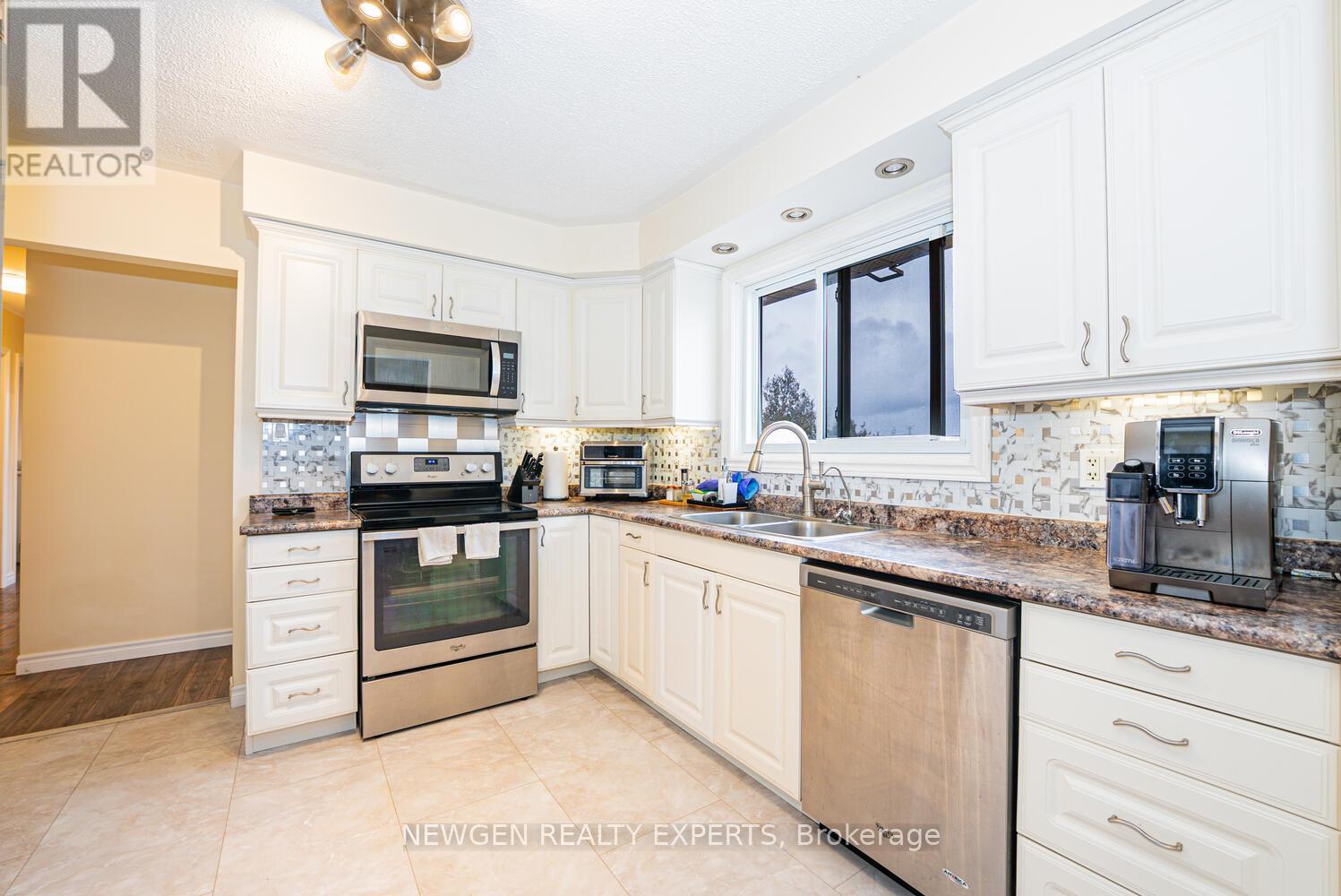 9049 Dublin Line, Halton Hills, Ontario  L9T 2X7 - Photo 11 - W13120560