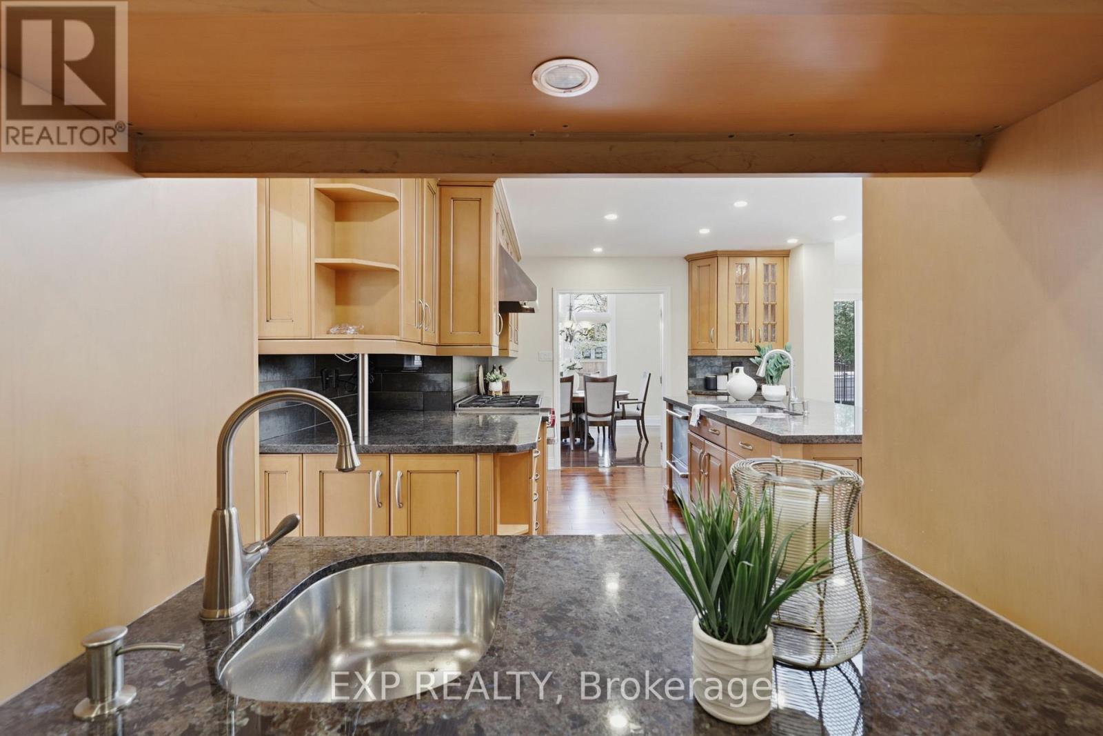 2076 Autumn Breeze Drive S, Mississauga, Ontario  L5B 1R4 - Photo 24 - W13120586