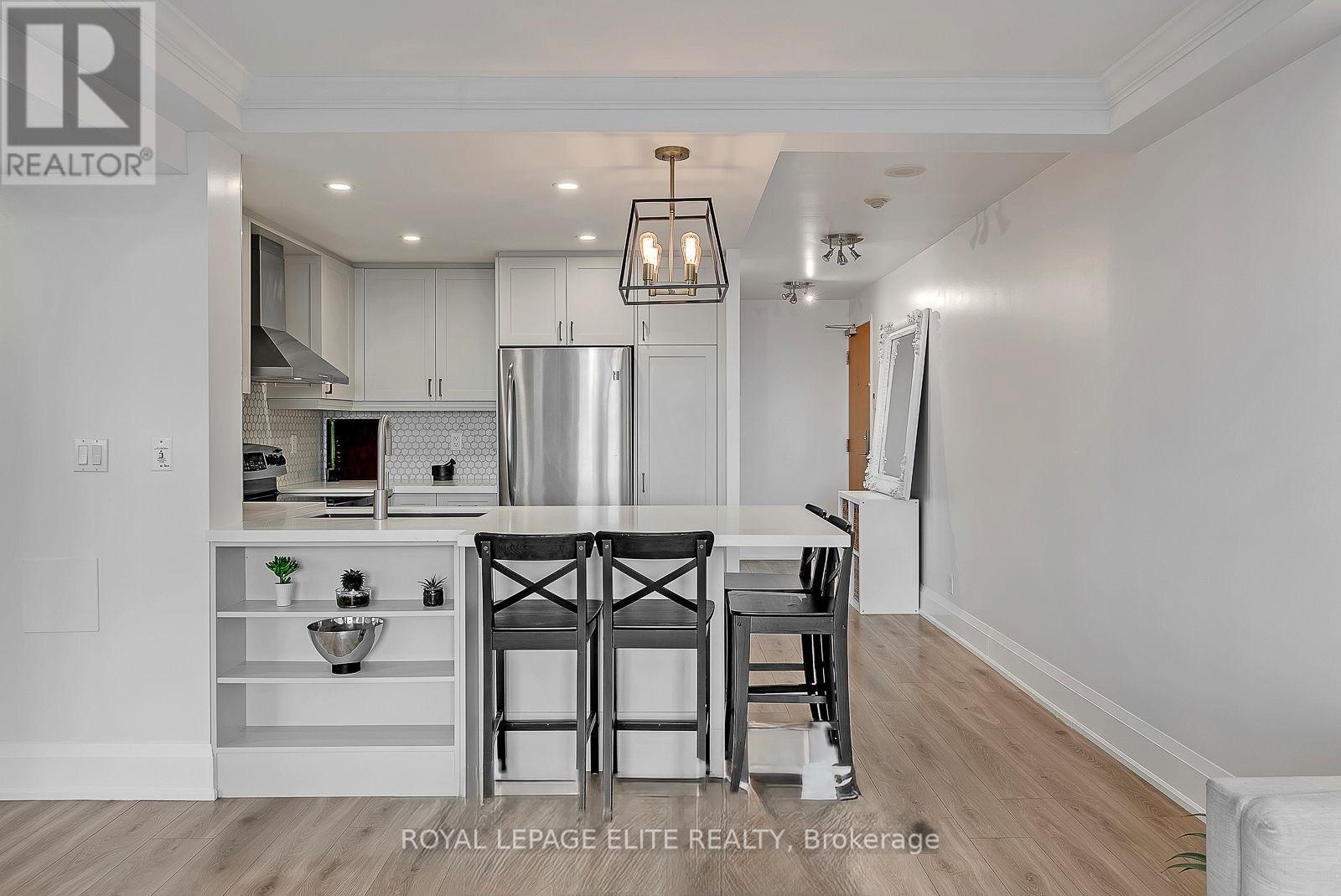 1816 - 185 Legion Road N Road, Toronto, Ontario  M8Y 0A1 - Photo 11 - W13120618