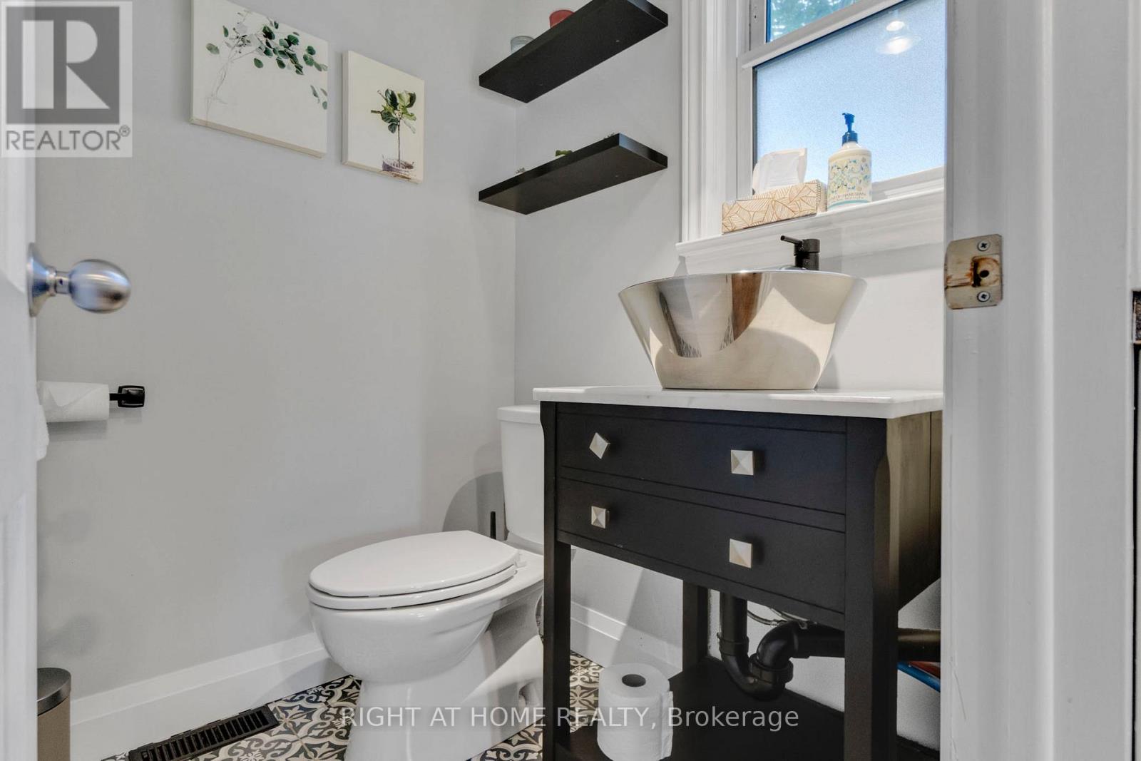 710 Hager Avenue, Burlington, Ontario  L7S 1R1 - Photo 17 - W13120640