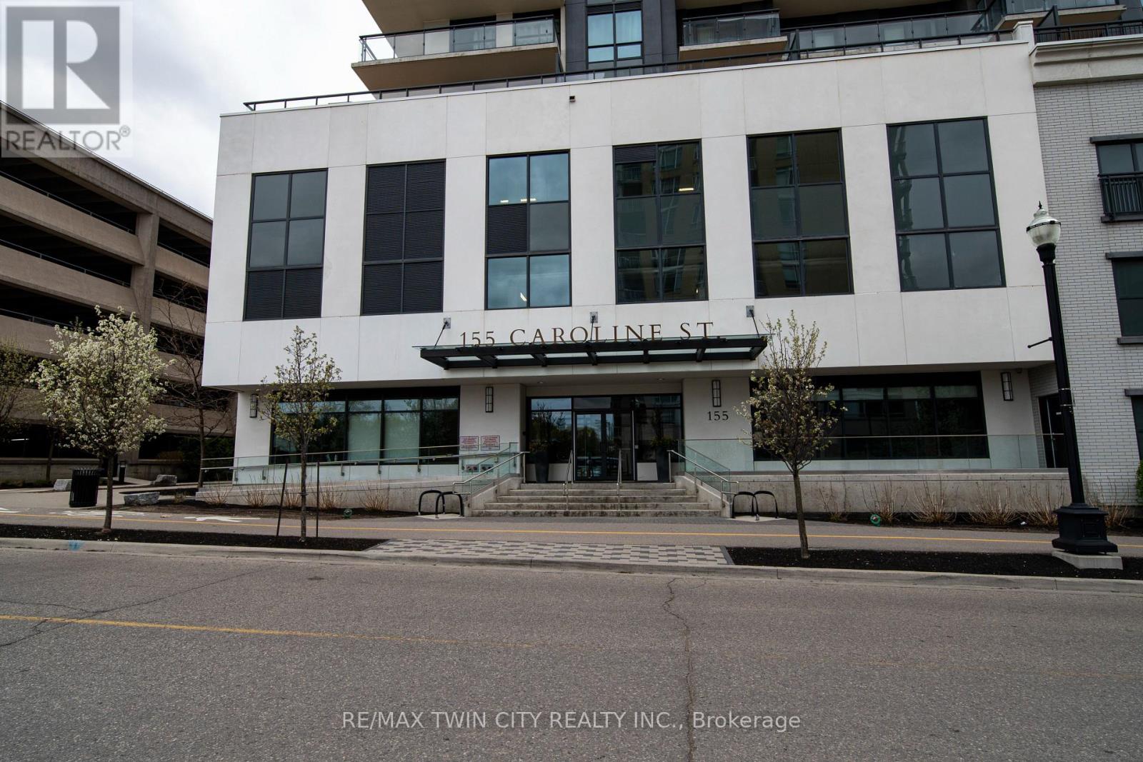 1009 - 155 Caroline Street S, Waterloo, Ontario  N2L 0J8 - Photo 3 - X13120672