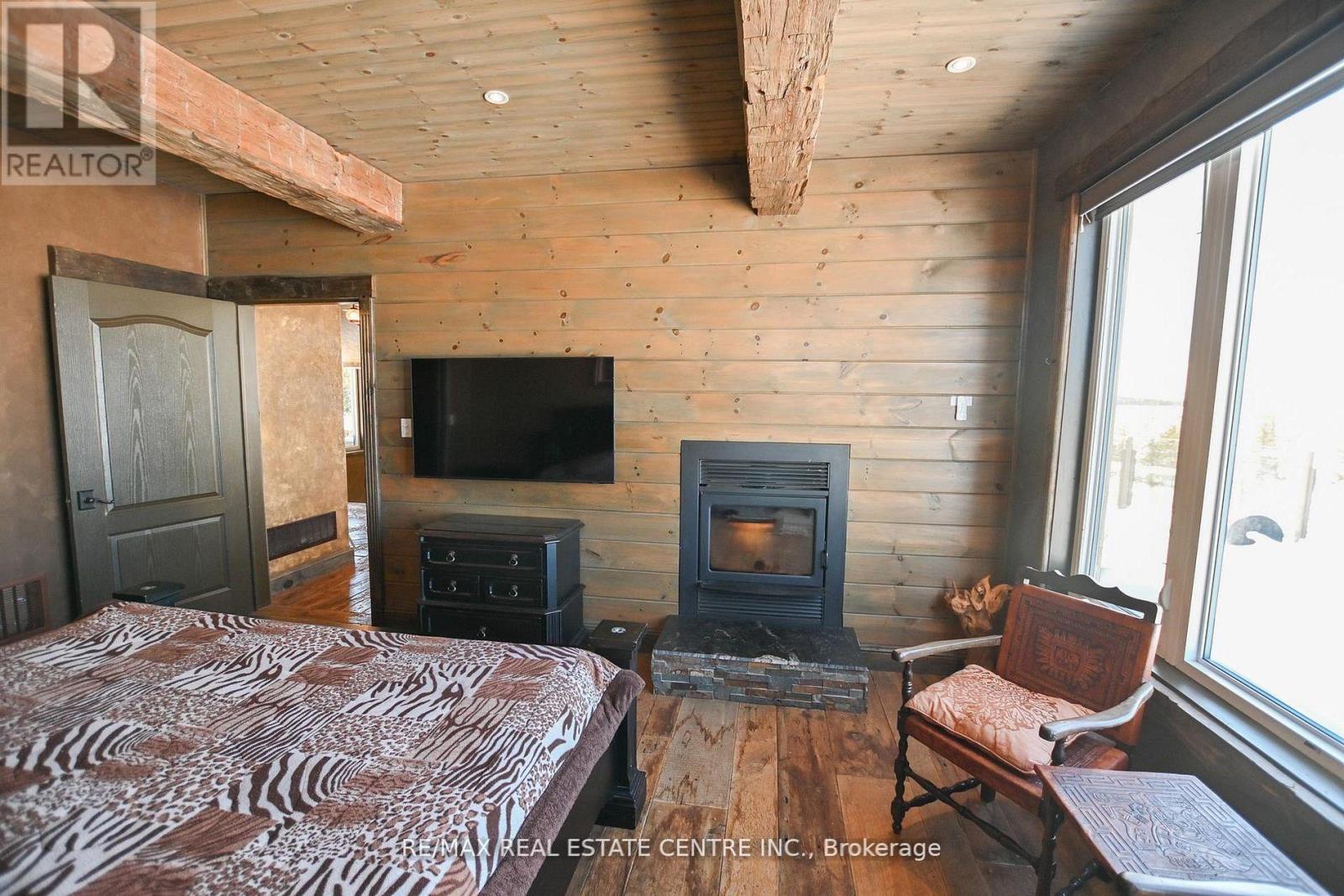 796 Dorcas Bay Road, Northern Bruce Peninsula, Ontario  N0H 2R0 - Photo 12 - X13120702