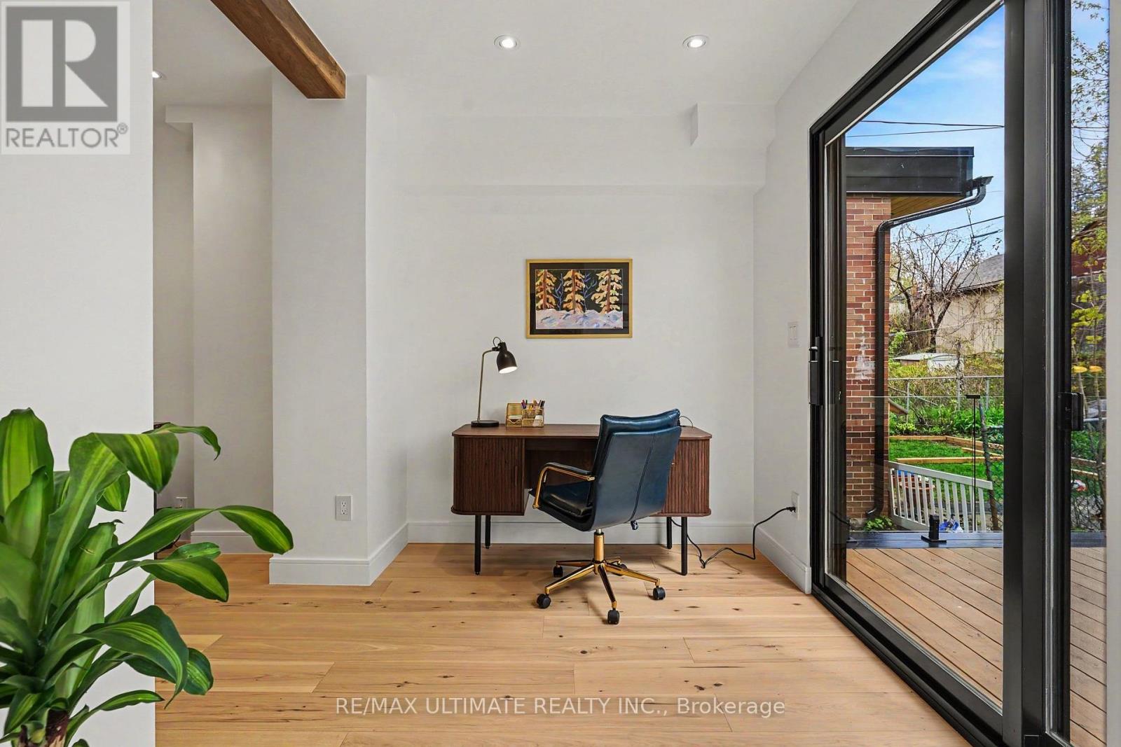 89 Alberta Avenue W, Toronto, Ontario  M6H 2R7 - Photo 14 - C13117082