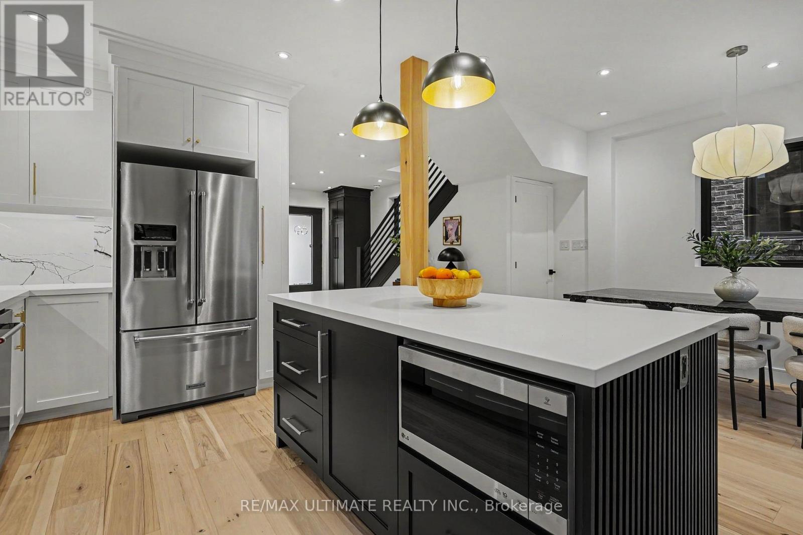 89 Alberta Avenue W, Toronto, Ontario  M6H 2R7 - Photo 12 - C13117082