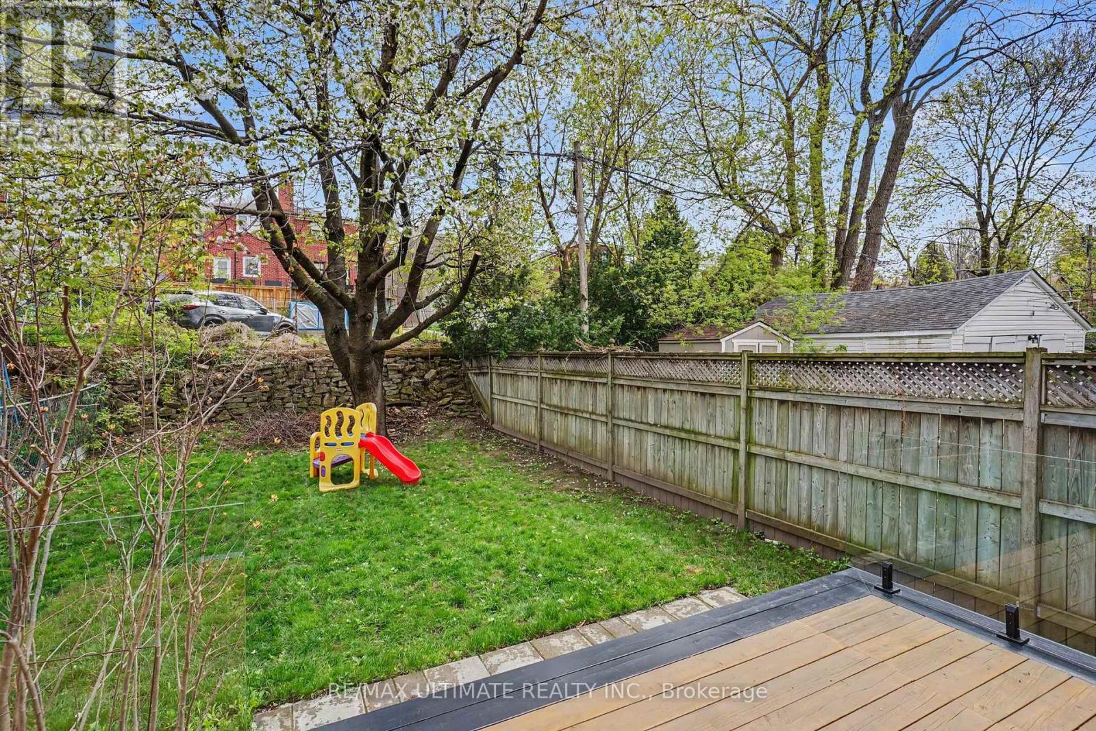 89 Alberta Avenue W, Toronto, Ontario  M6H 2R7 - Photo 44 - C13117082