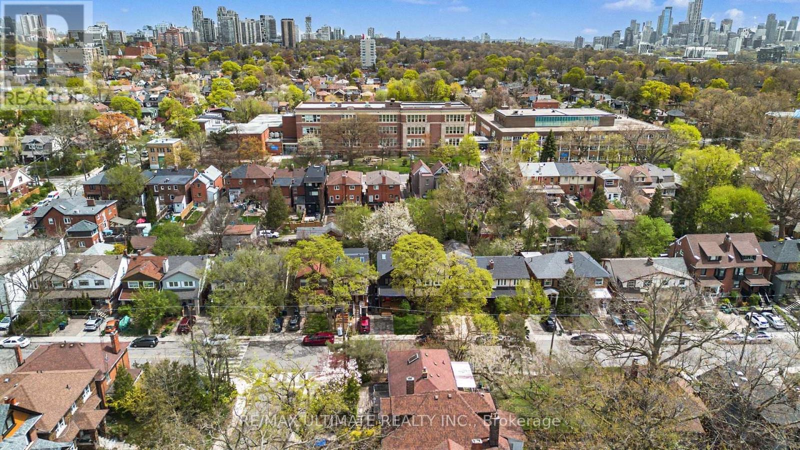 89 Alberta Avenue W, Toronto, Ontario  M6H 2R7 - Photo 48 - C13117082