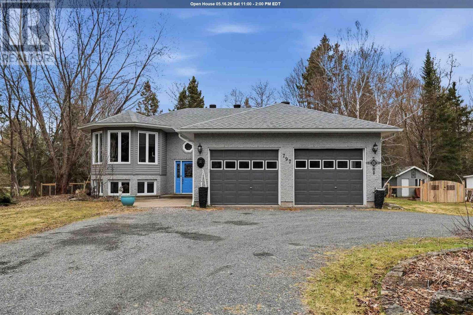 797 Fifth LIN E, Sault Ste. Marie, Ontario