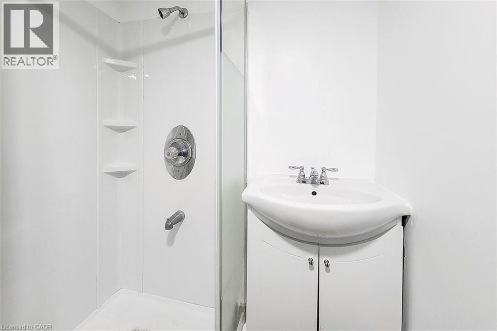 18 Puritan Court Unit# Basement, Hamilton, Ontario  L8E 4L1 - Photo 26 - 40829452