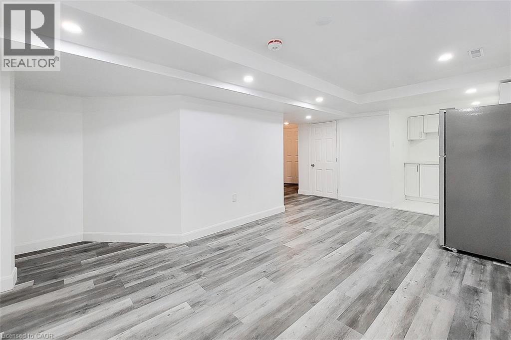 18 Puritan Court Unit# Basement, Hamilton, Ontario  L8E 4L1 - Photo 7 - 40829452
