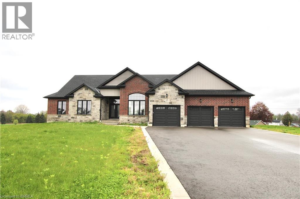 25 BOWEN Place, Oakland, Ontario