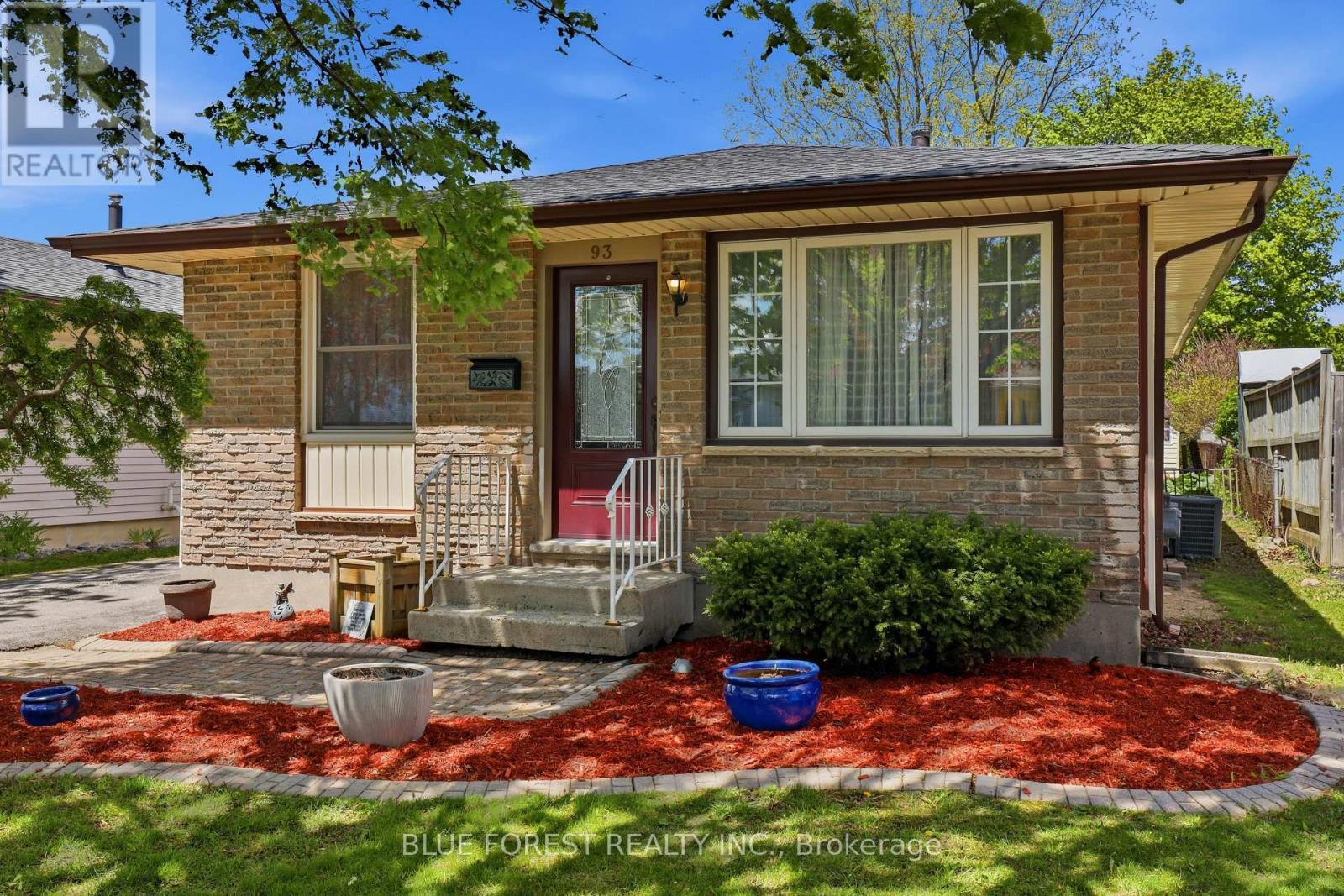 93 NICHOLAS CRESCENT, London South, Ontario