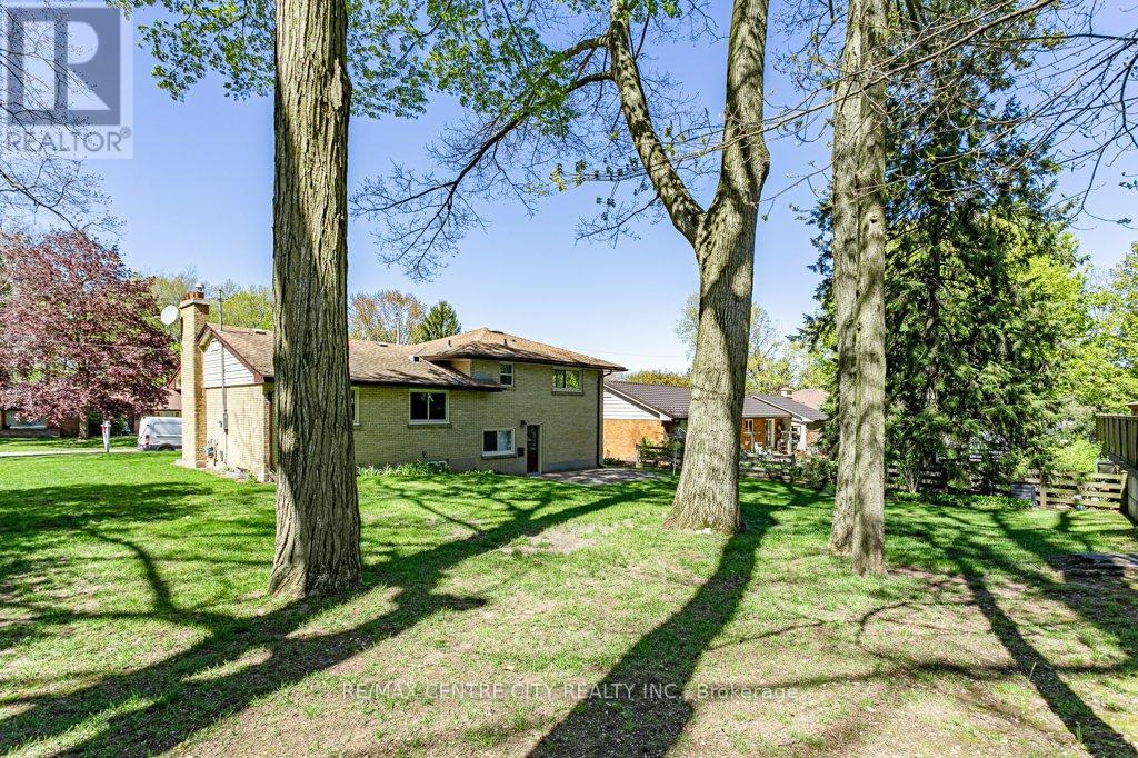 858 Hickory Road, London North, Ontario  N6H 2V4 - Photo 27 - X13120866