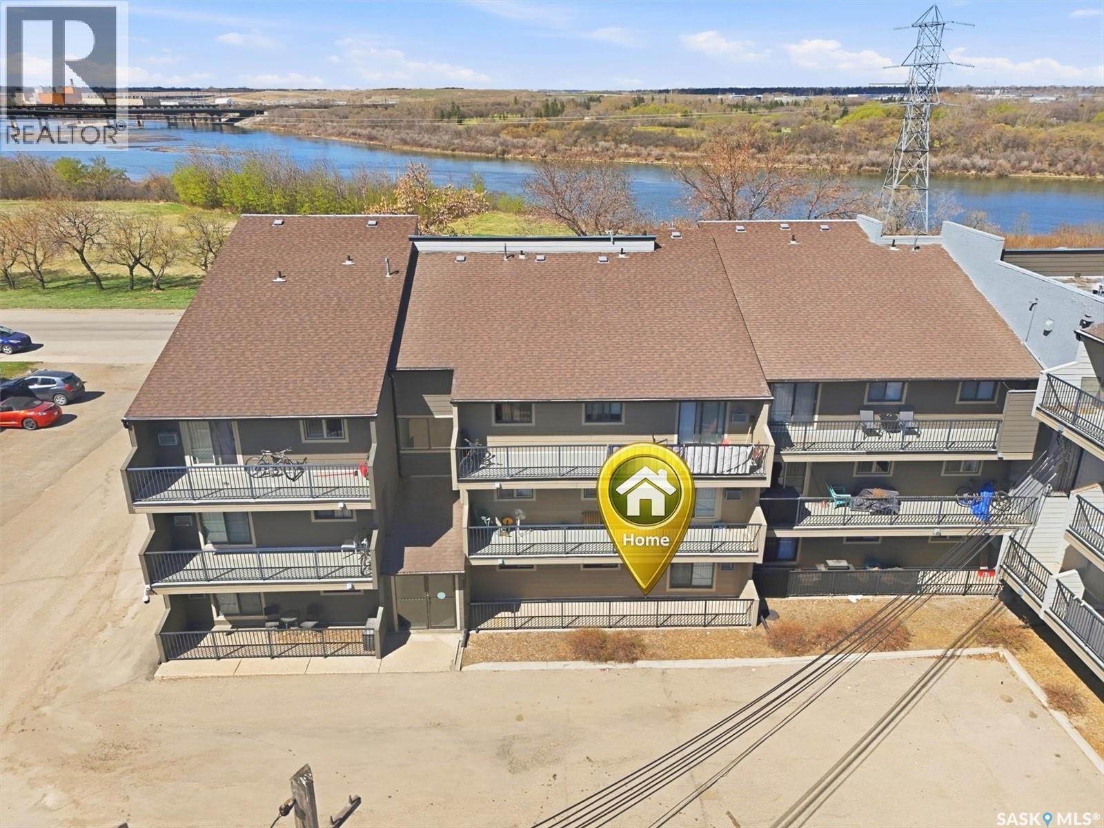 2233 St Henry Avenue, Saskatoon, Saskatchewan  S7M 5K6 - Photo 1 - SK035812