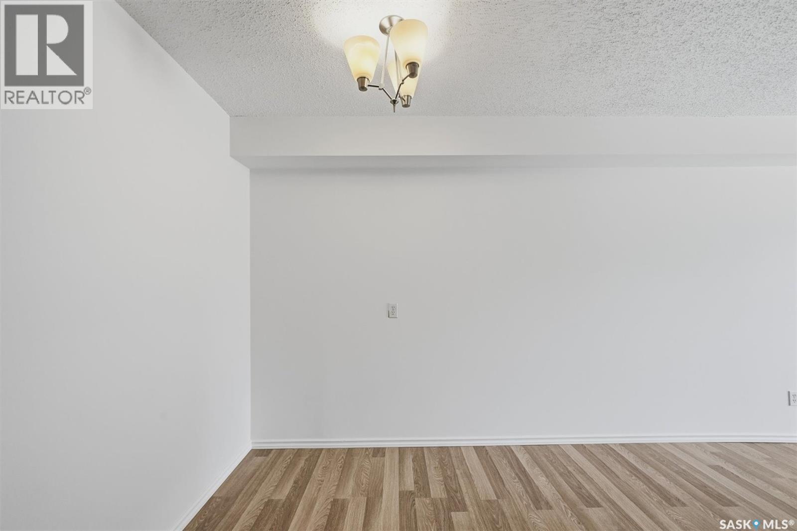 2233 St Henry Avenue, Saskatoon, Saskatchewan  S7M 5K6 - Photo 13 - SK035812