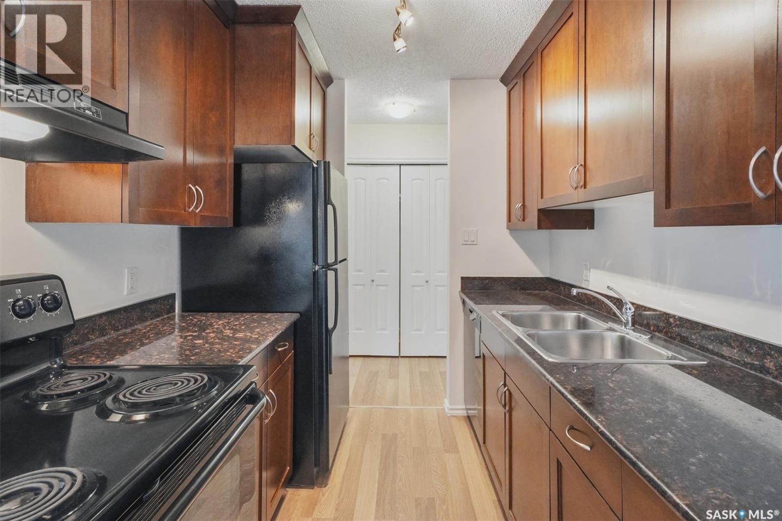 2233 St Henry Avenue, Saskatoon, Saskatchewan  S7M 5K6 - Photo 16 - SK035812