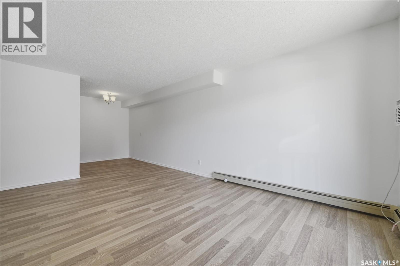 2233 St Henry Avenue, Saskatoon, Saskatchewan  S7M 5K6 - Photo 9 - SK035812
