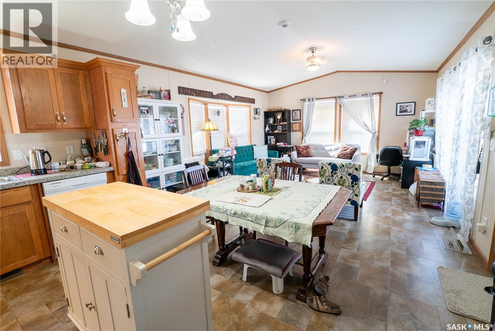 102 Herbert Street, Hawarden, Saskatchewan  S0H 1Y0 - Photo 4 - SK035808