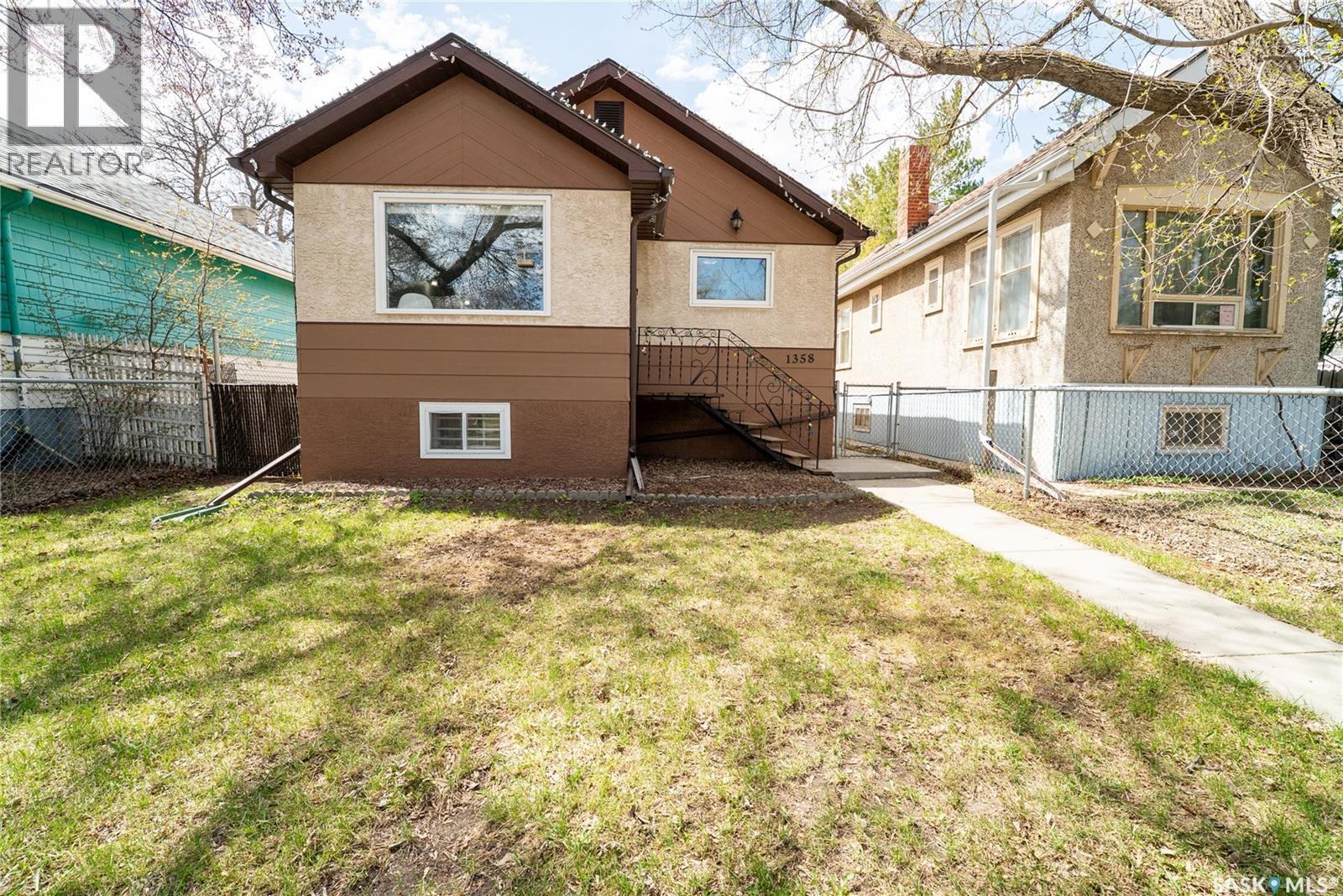 1358 King Street, Regina, Saskatchewan  S4T 4G2 - Photo 1 - SK035790