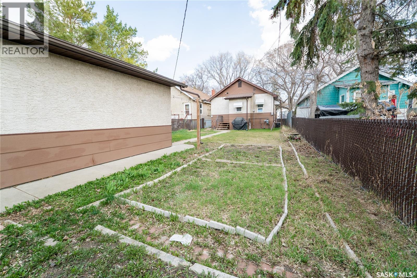 1358 King Street, Regina, Saskatchewan  S4T 4G2 - Photo 22 - SK035790