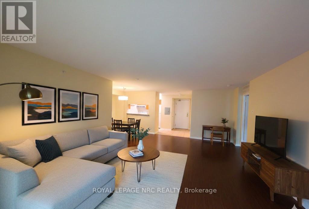 223 - 650 Lawrence Avenue W, Toronto, Ontario  M6A 3E8 - Photo 2 - C12712514