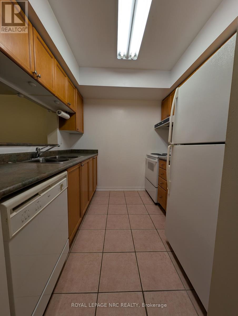 223 - 650 Lawrence Avenue W, Toronto, Ontario  M6A 3E8 - Photo 6 - C12712514