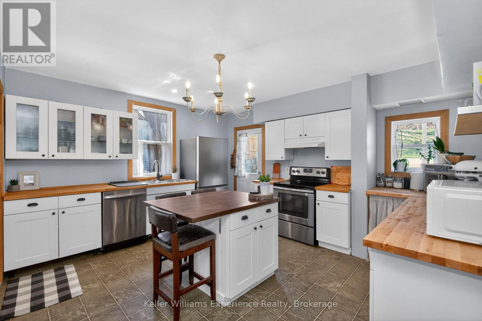 138 Sixth Street, Midland, Ontario  L4R 3X4 - Photo 7 - S13120736