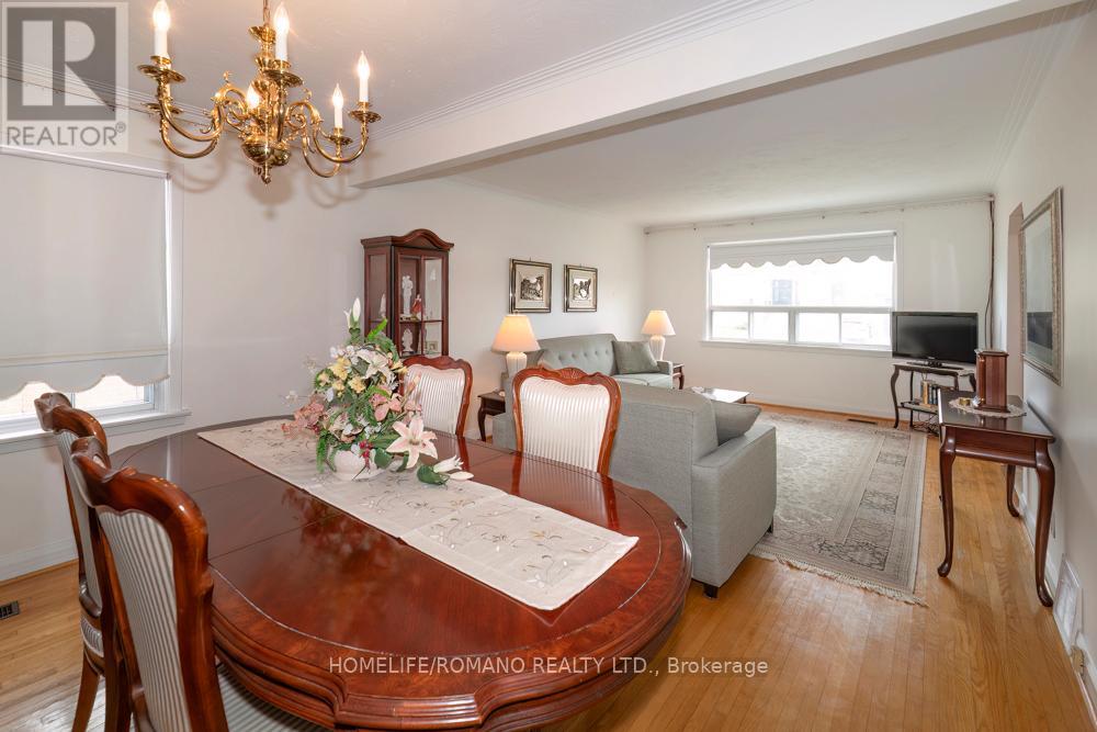 24 Katherine Road, Toronto, Ontario  M3K 1H9 - Photo 10 - W13118164