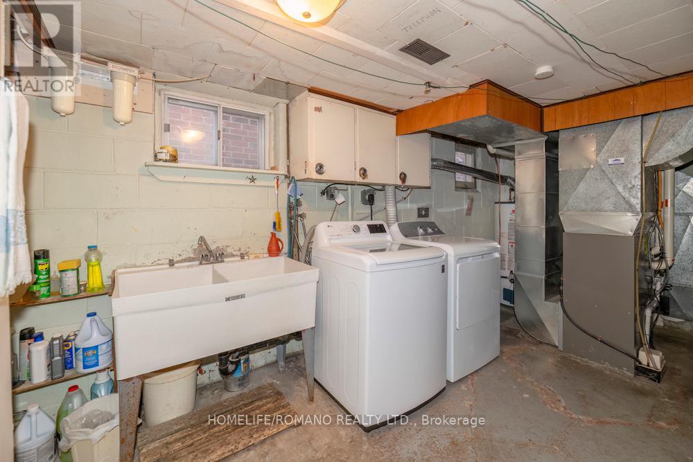 24 Katherine Road, Toronto, Ontario  M3K 1H9 - Photo 23 - W13118164