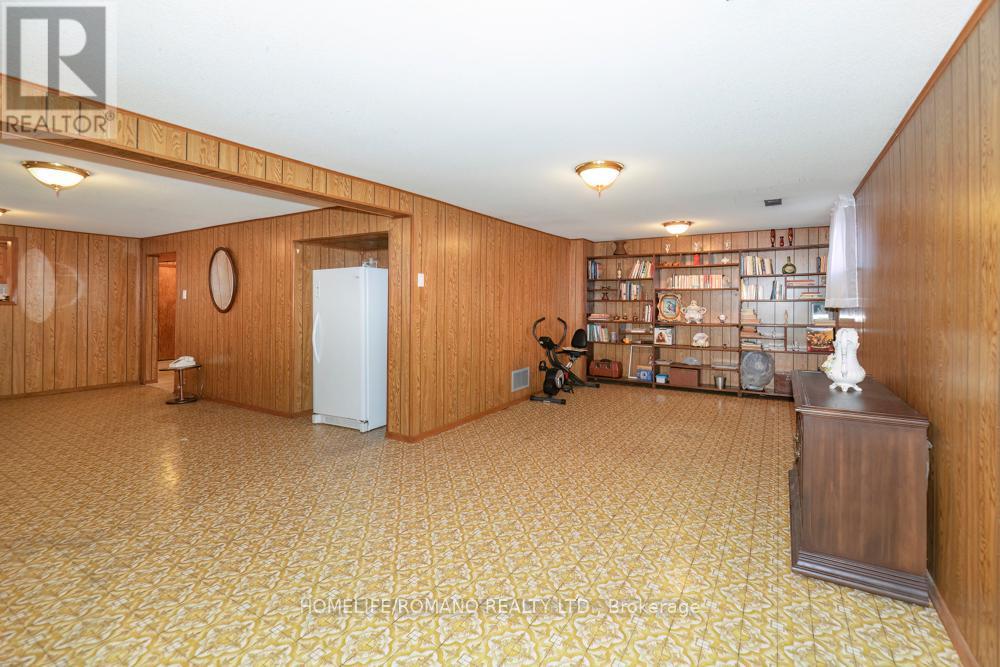 24 Katherine Road, Toronto, Ontario  M3K 1H9 - Photo 19 - W13118164