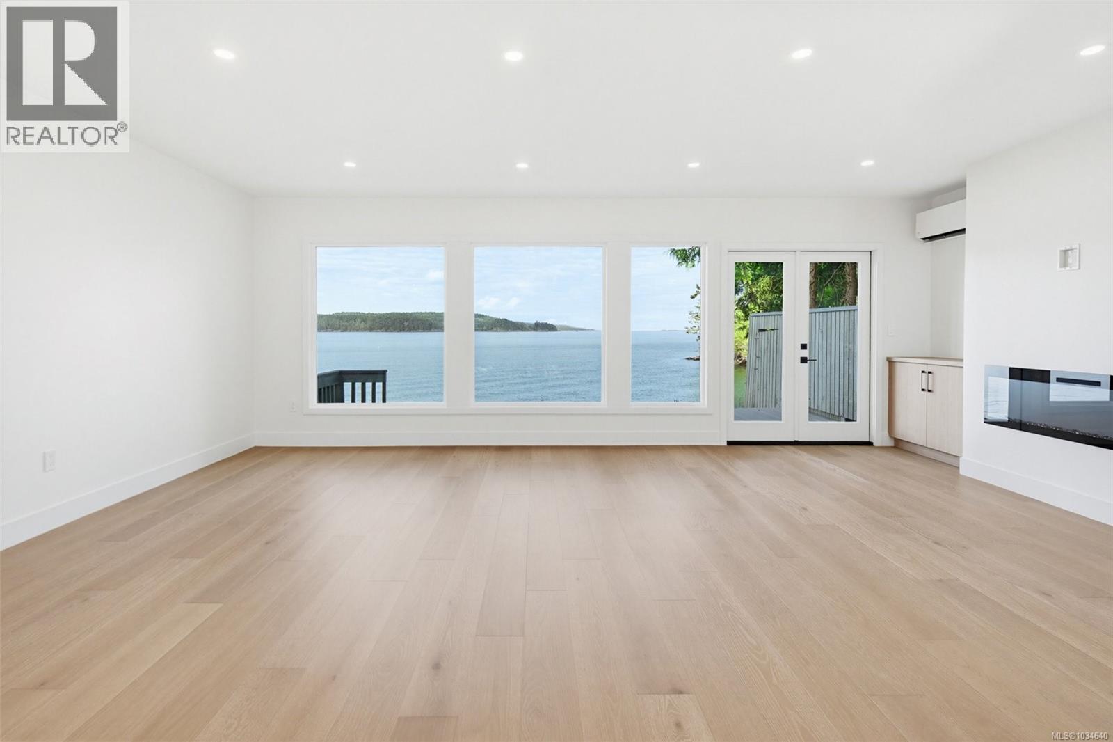 16 2330 Harbour Rd, Sidney, British Columbia  V8L 2P8 - Photo 4 - 1034640