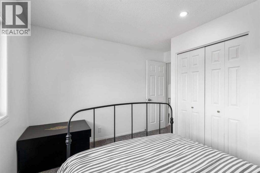 107 Cedargrove Way Sw, Calgary, Alberta  T2W 4V1 - Photo 32 - A2306019