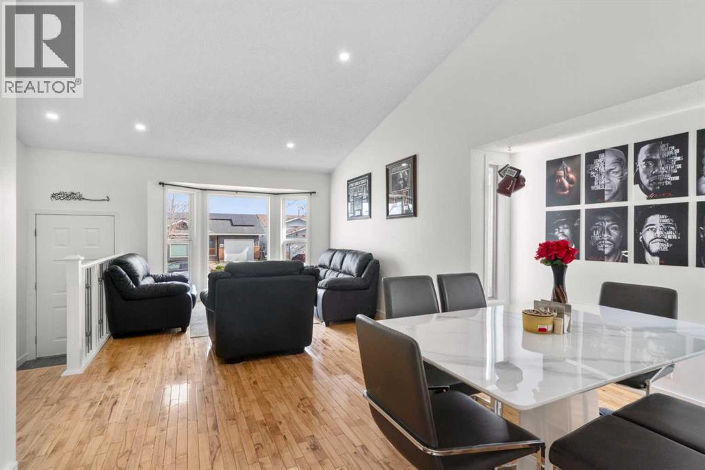 107 Cedargrove Way Sw, Calgary, Alberta  T2W 4V1 - Photo 10 - A2306019
