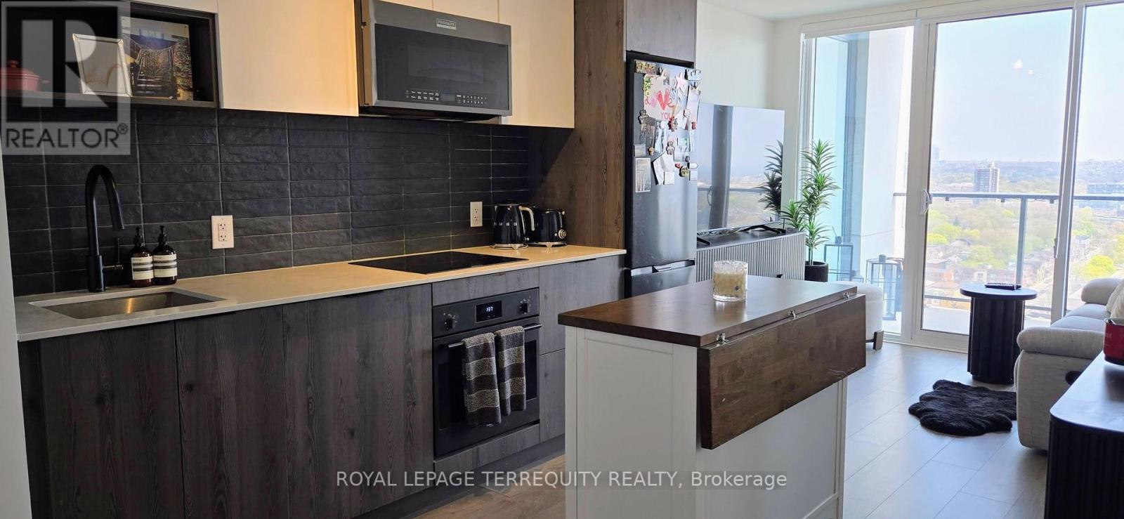 2213 - 5 Defries Street, Toronto, Ontario  M5A 0W7 - Photo 10 - C13120788