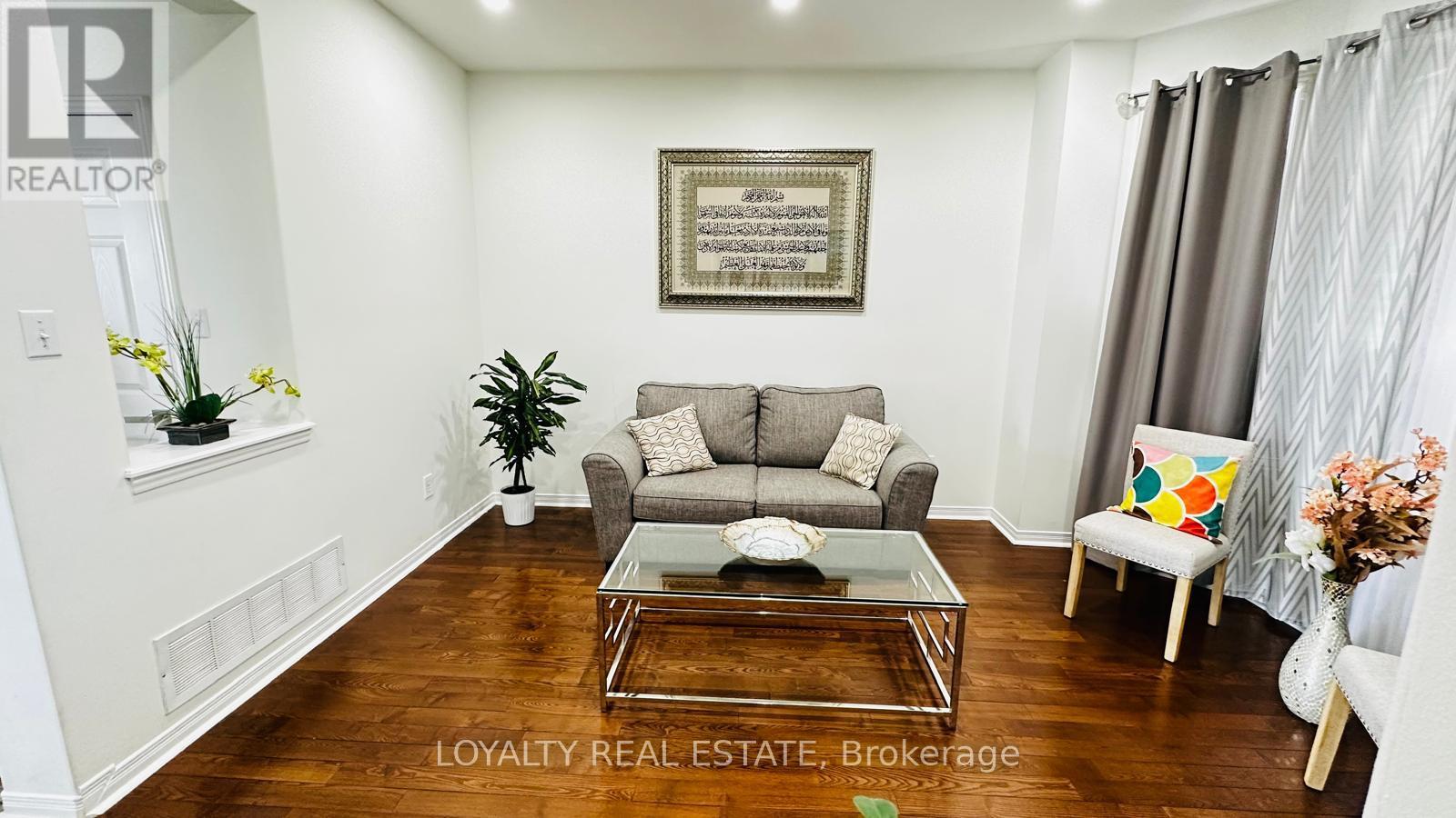 5 Southam Street, Ajax, Ontario  L1Z 1R6 - Photo 5 - E13120738