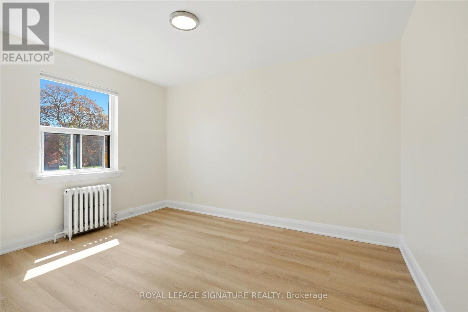 201 - 1000 O'connor Drive, Toronto, Ontario  M4B 2T3 - Photo 16 - E13120878