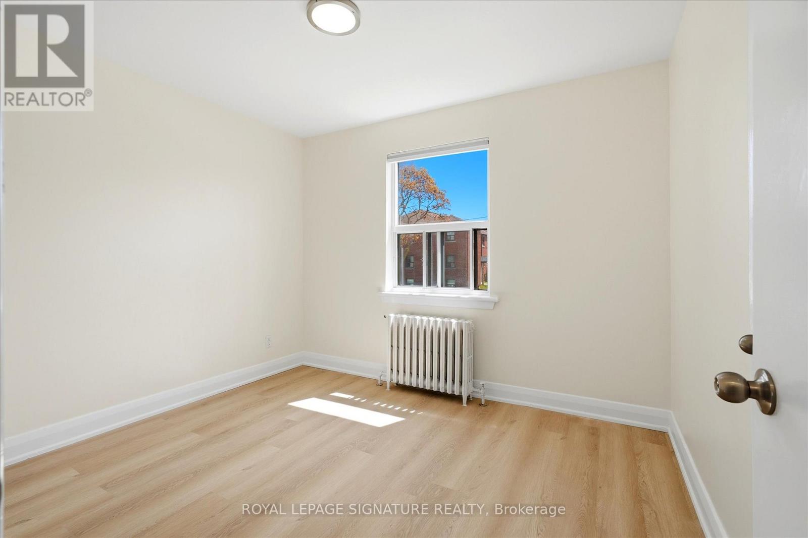 201 - 1000 O'connor Drive, Toronto, Ontario  M4B 2T3 - Photo 19 - E13120878
