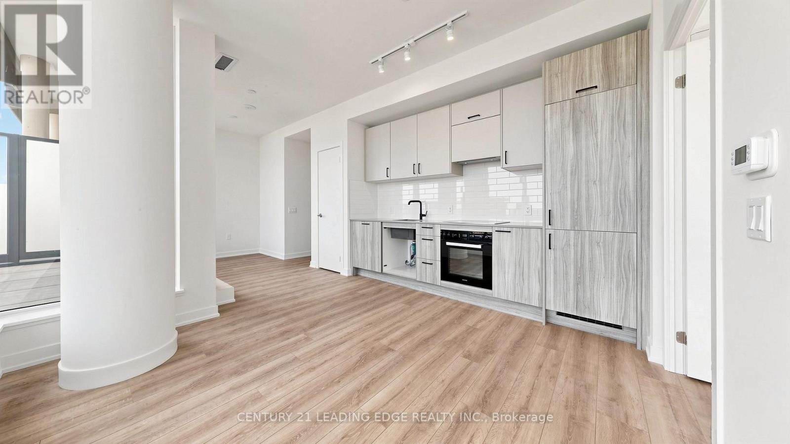 2405 - 5 Quarrington Lane, Toronto, Ontario M3C 0S5 - Photo 14 - C13116564