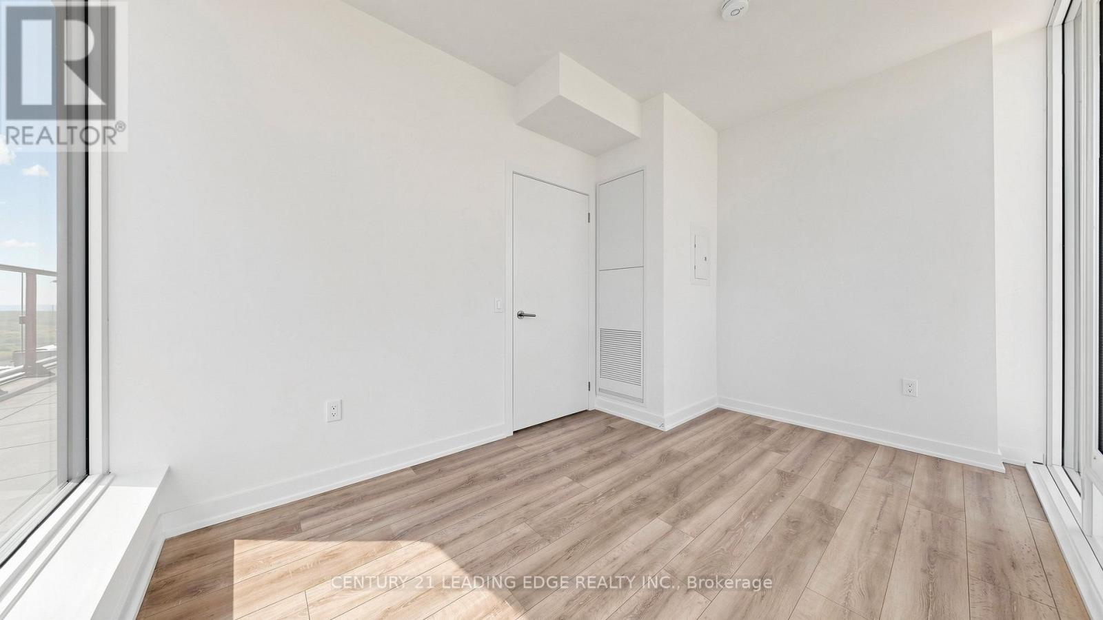 2405 - 5 Quarrington Lane, Toronto, Ontario M3C 0S5 - Photo 22 - C13116564