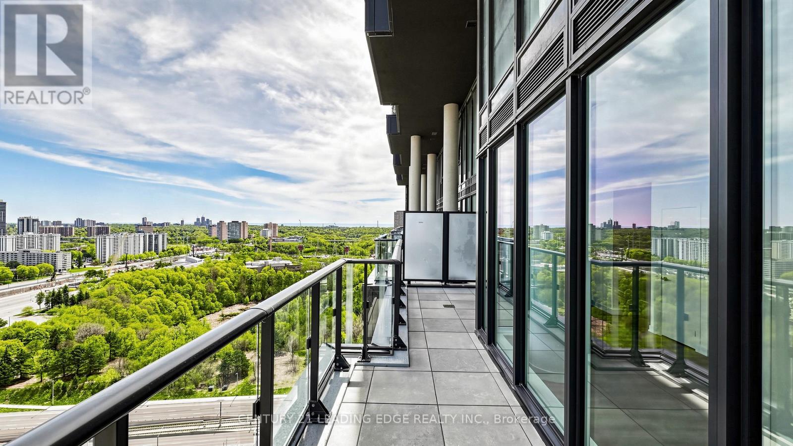 2405 - 5 Quarrington Lane, Toronto, Ontario M3C 0S5 - Photo 39 - C13116564