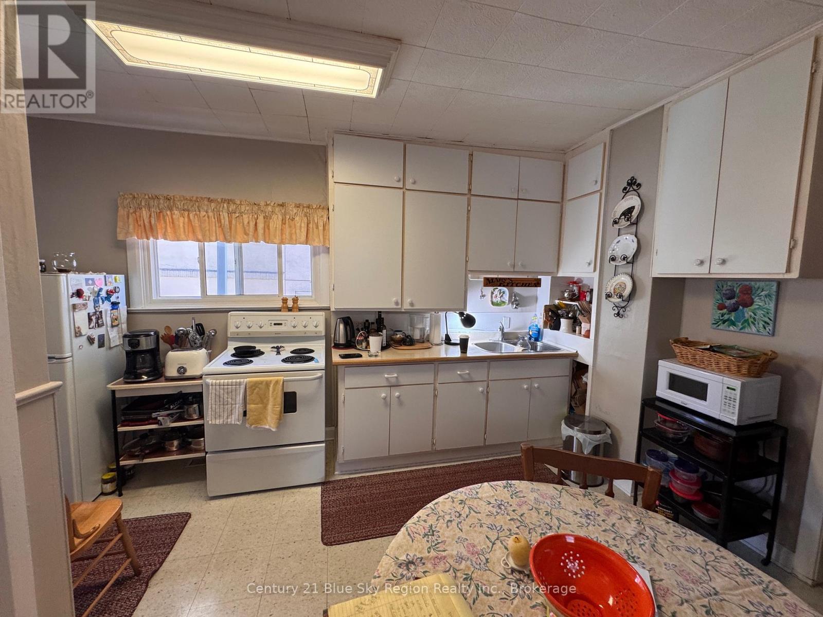 832 Main Street W, North Bay, Ontario  P1B 2V9 - Photo 3 - X13120802