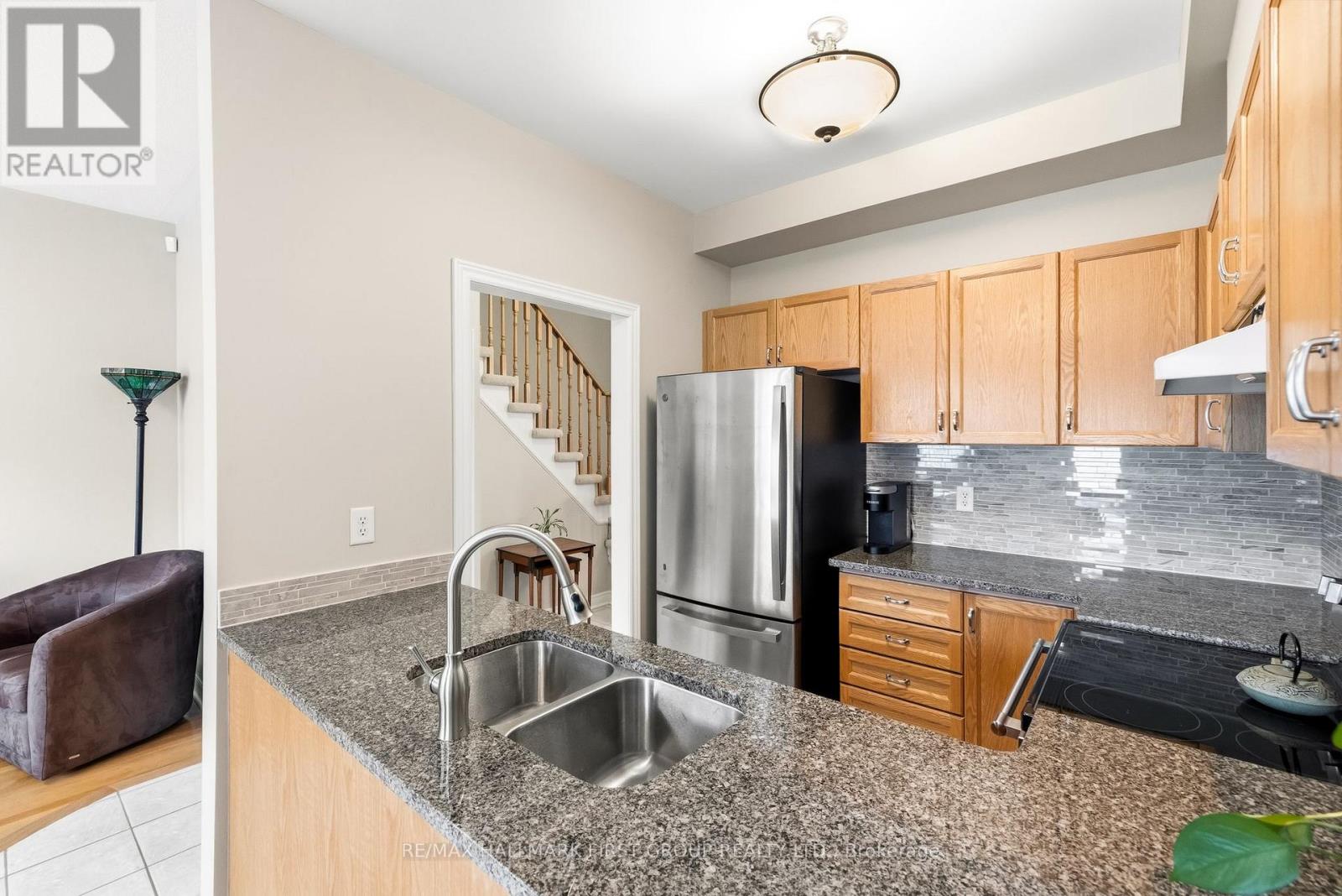 116 Riverlands Avenue, Markham, Ontario  L6B 1B6 - Photo 17 - N13120740