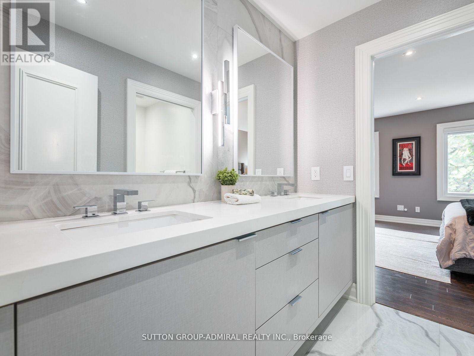 50 Renaissance Court, Vaughan, Ontario  L4J 7W4 - Photo 25 - N13120798