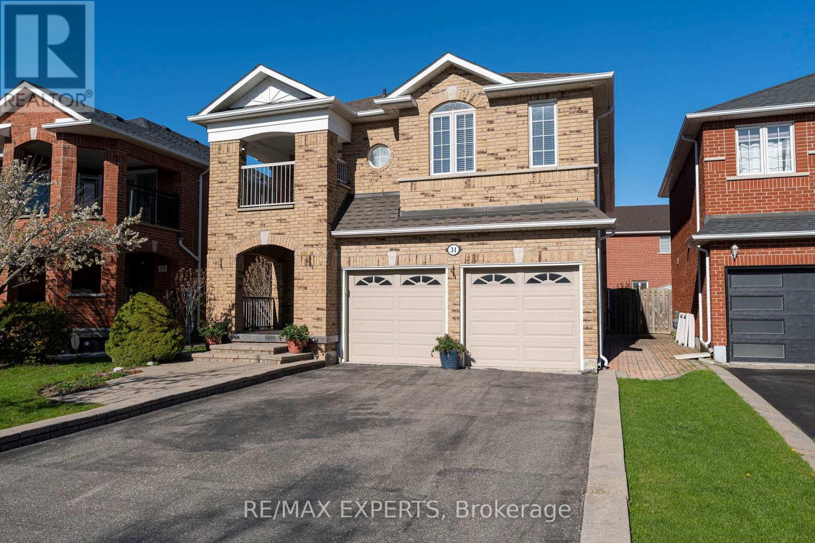 31 Monteith Crescent, Vaughan (Maple), Ontario  L6A 3M7 - Photo 1 - N13120854