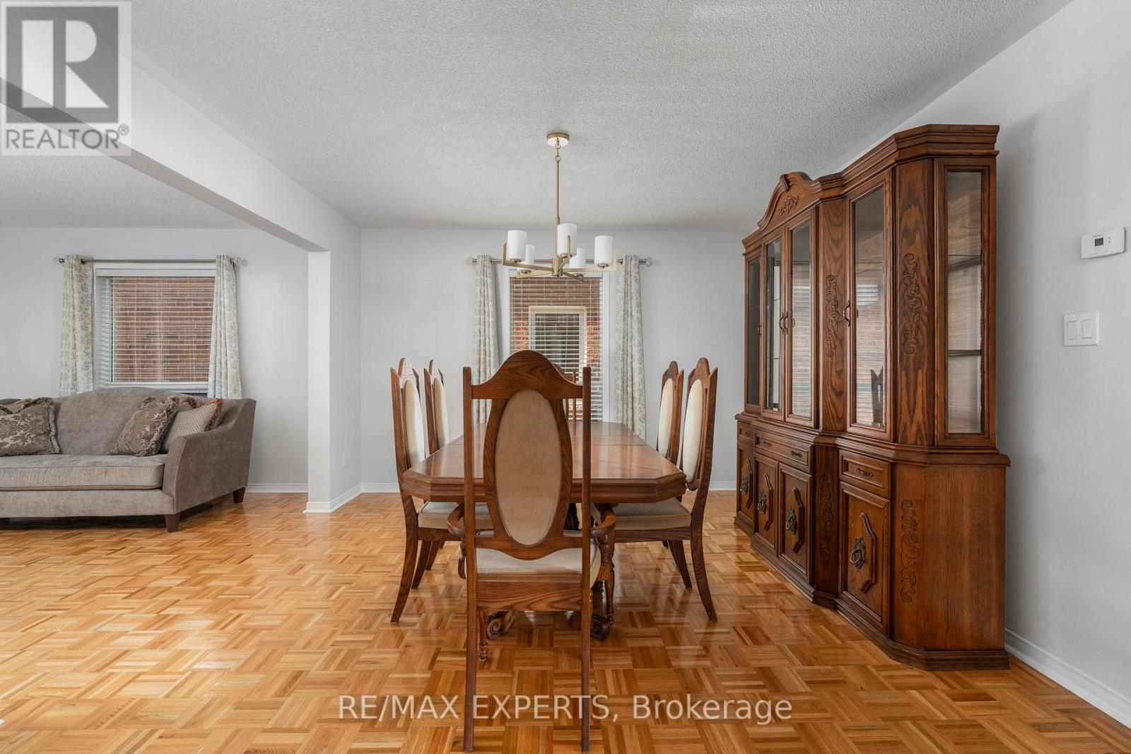 31 Monteith Crescent, Vaughan (Maple), Ontario  L6A 3M7 - Photo 10 - N13120854
