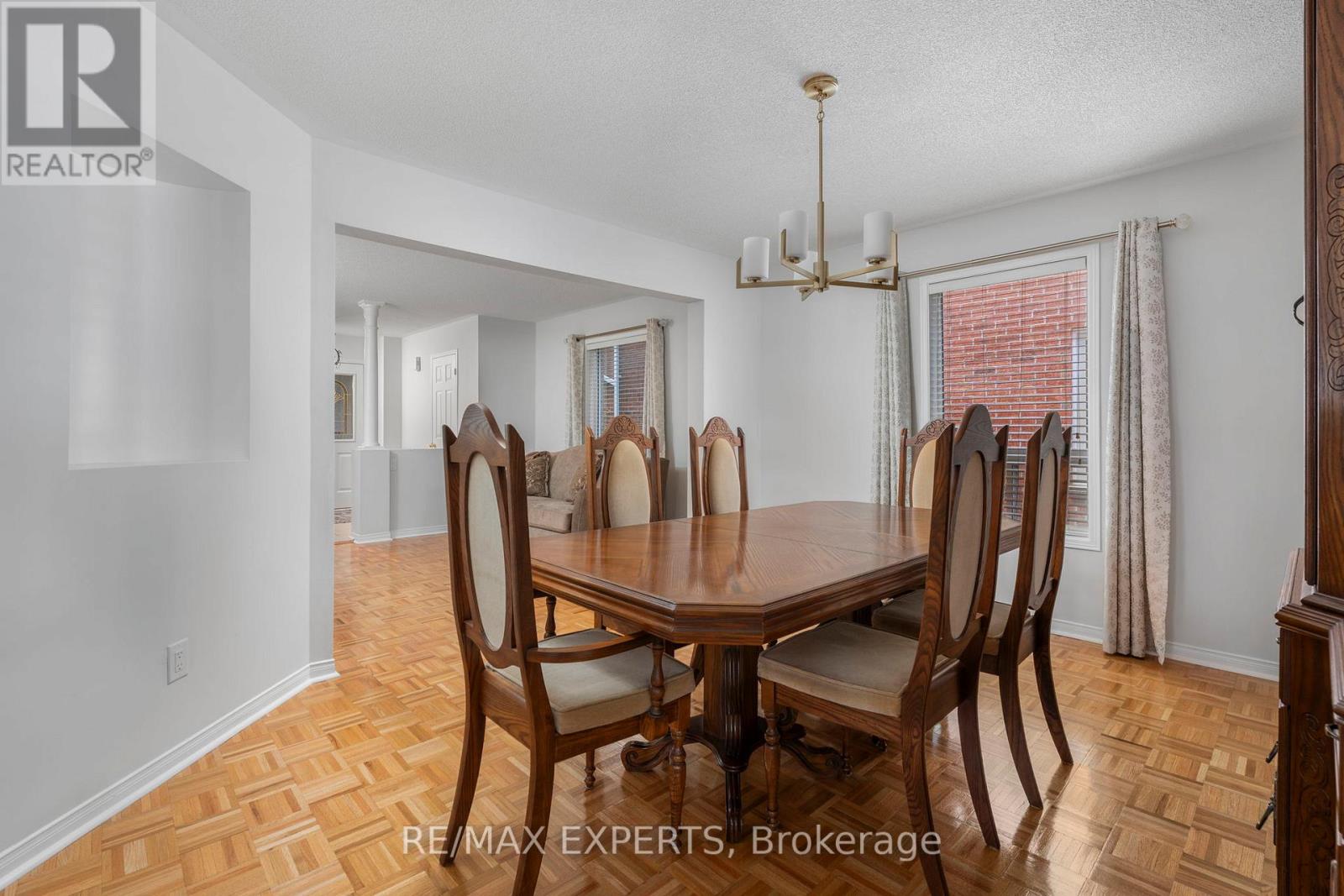 31 Monteith Crescent, Vaughan (Maple), Ontario  L6A 3M7 - Photo 11 - N13120854